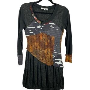 Vitrin Design Black Mix Media Distressed Patchwork Tunic Top Medium